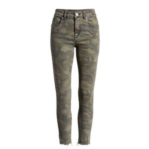 STS Blue Ellie Ankle High Rise Camo Pants - 29